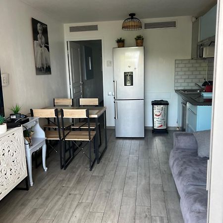 Joli 2 Pieces Aux Pieds Des Plages Cannes Luaran gambar