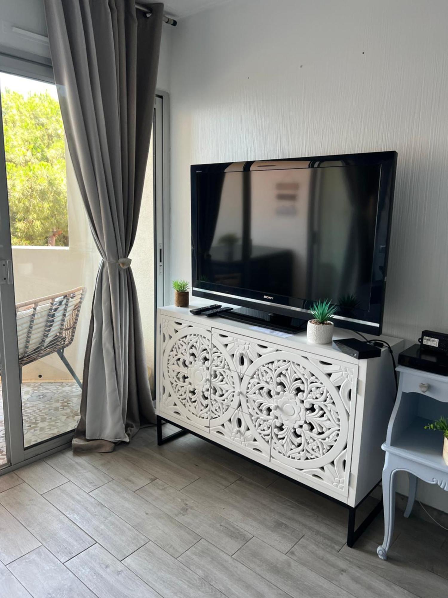 Joli 2 Pieces Aux Pieds Des Plages Cannes Luaran gambar